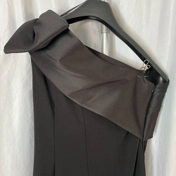 Betsy Adam Carmela One Shoulder Scuba Crepe Gown Satin Bow Black 12 - Picture 15 of 16